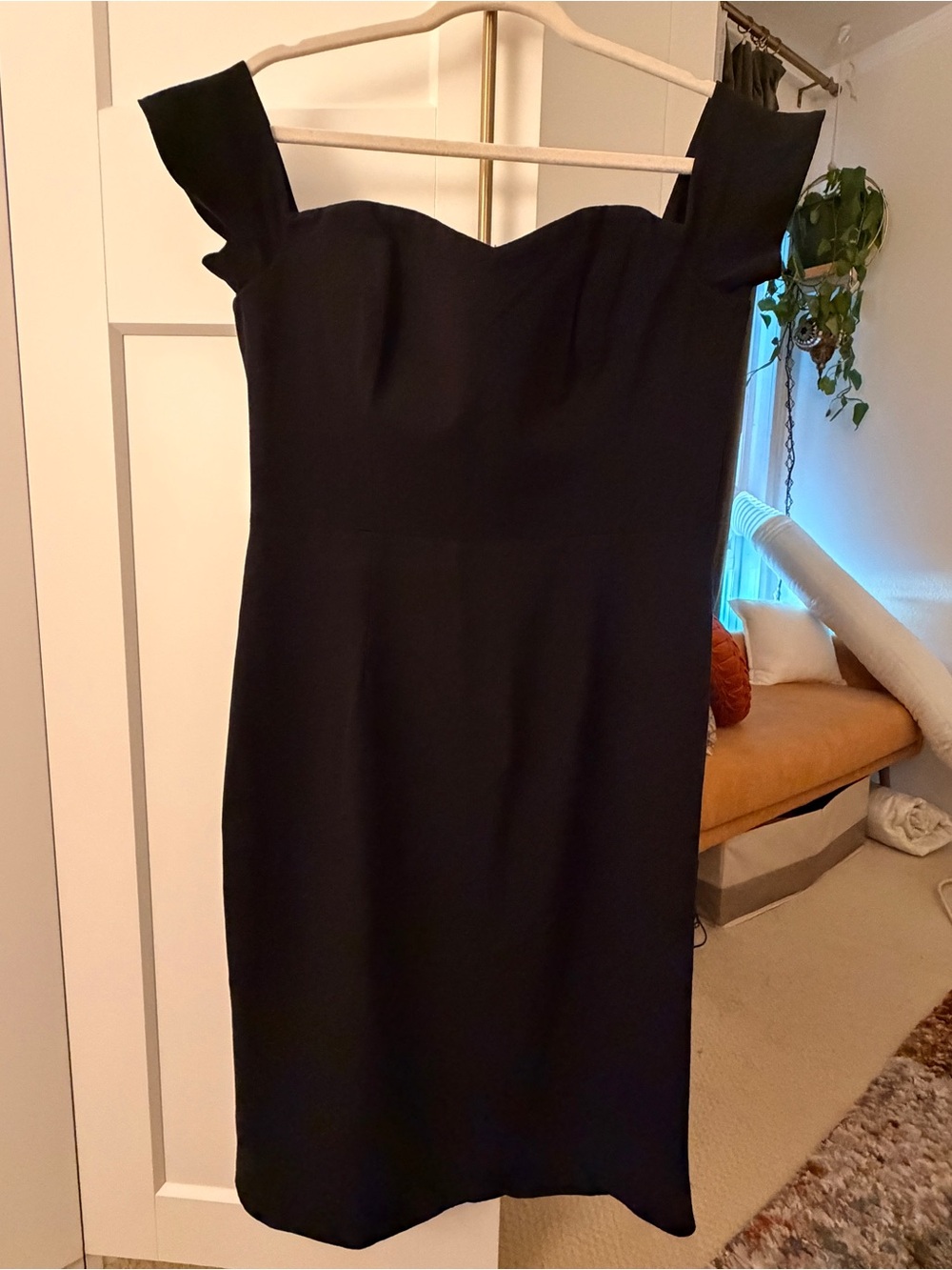 Dress the Population Black Bailey Off the Shoulder Dress.